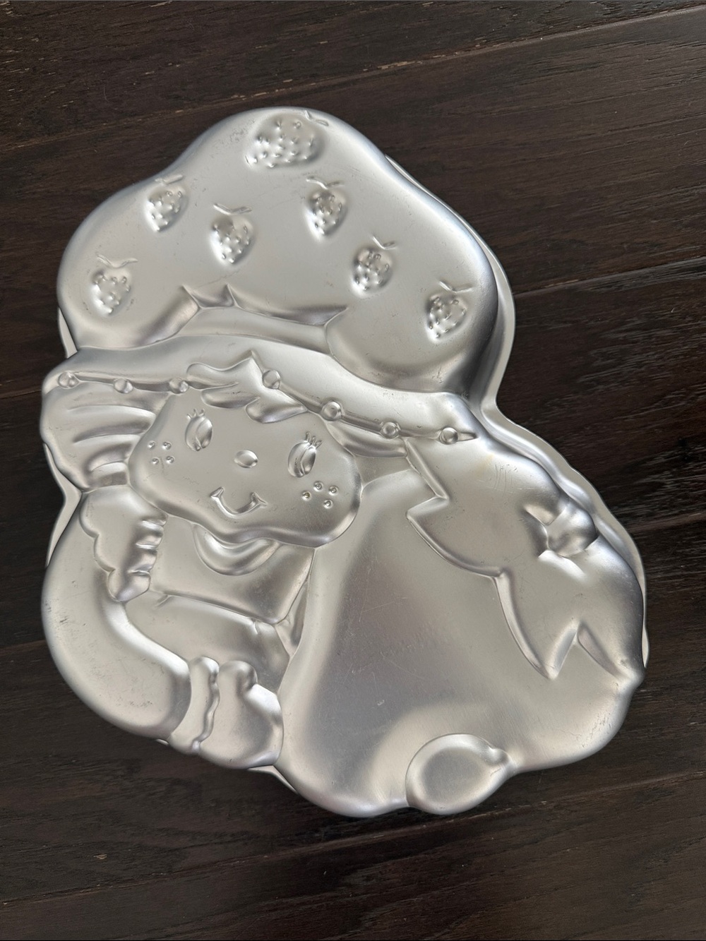 American Greetings Silver Strawberry Shortcake Character Cake Mold